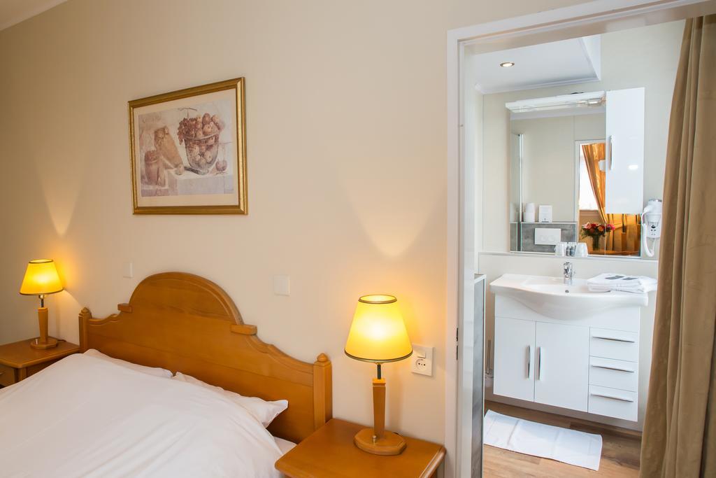 Hotel De Hoofdige Boer 3*