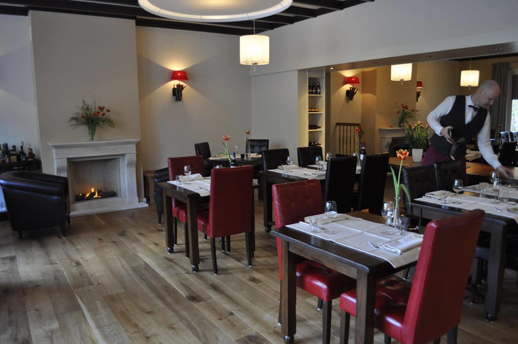 Hotel De Hoofdige Boer 3*