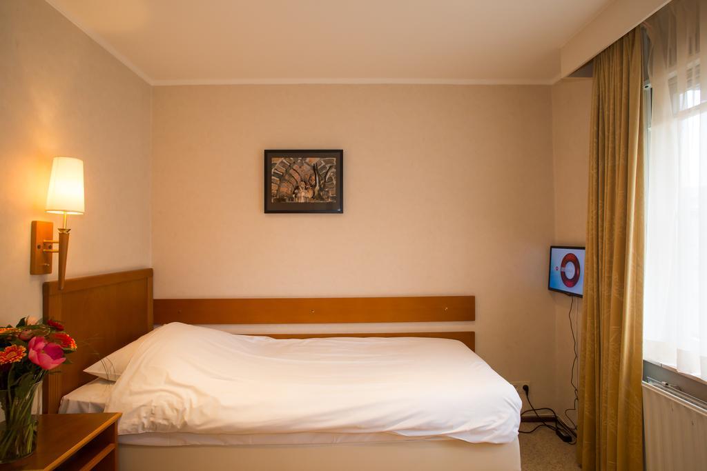 Hotel De Hoofdige Boer 3*